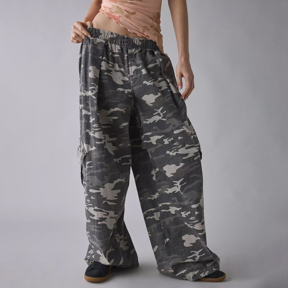 Womens Casual Loose Fit Camouflage Cargo Pants Multi Pocket Design Fall Winter Collection Wholesale Available