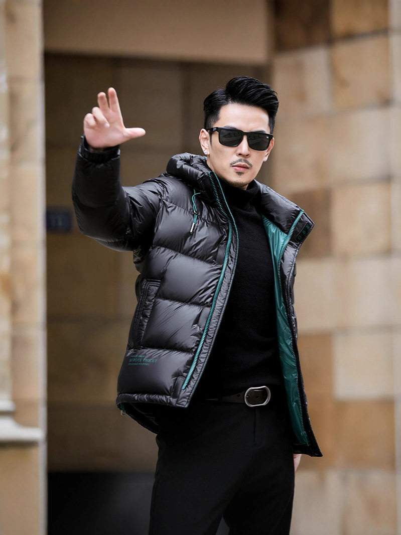 2025 New Winter Men's down Jacket 90 White Duck down Black Gold Thickened Warm Hooded Coat Trendy Puffer Jacket