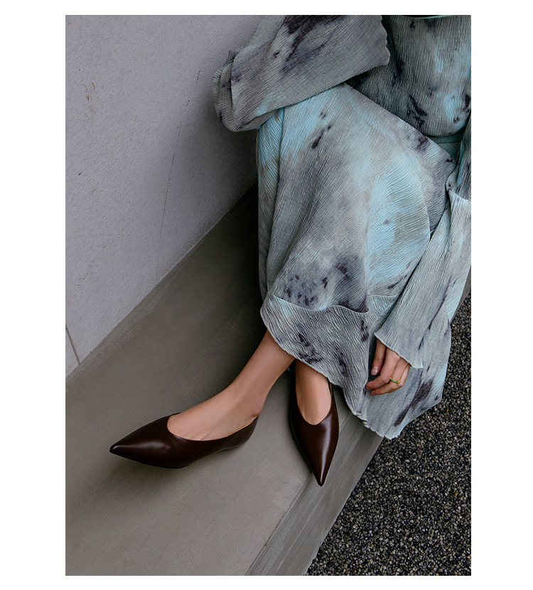Giày cao gót nữ mũi nhọn gót thô 3cm da bò thật, giày slip-on thanh lịch dễ phối đồ — Chu Guli, Màu trà sữa, màu xanh mờ