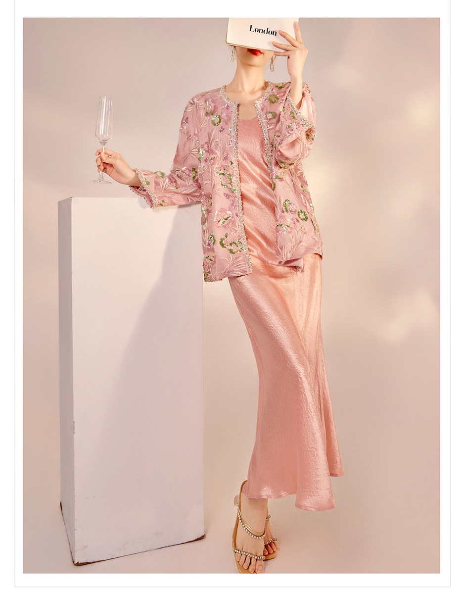 Áo khoác nữ dài tay thêu nổi bật đính cườm sequin — Màu hồng