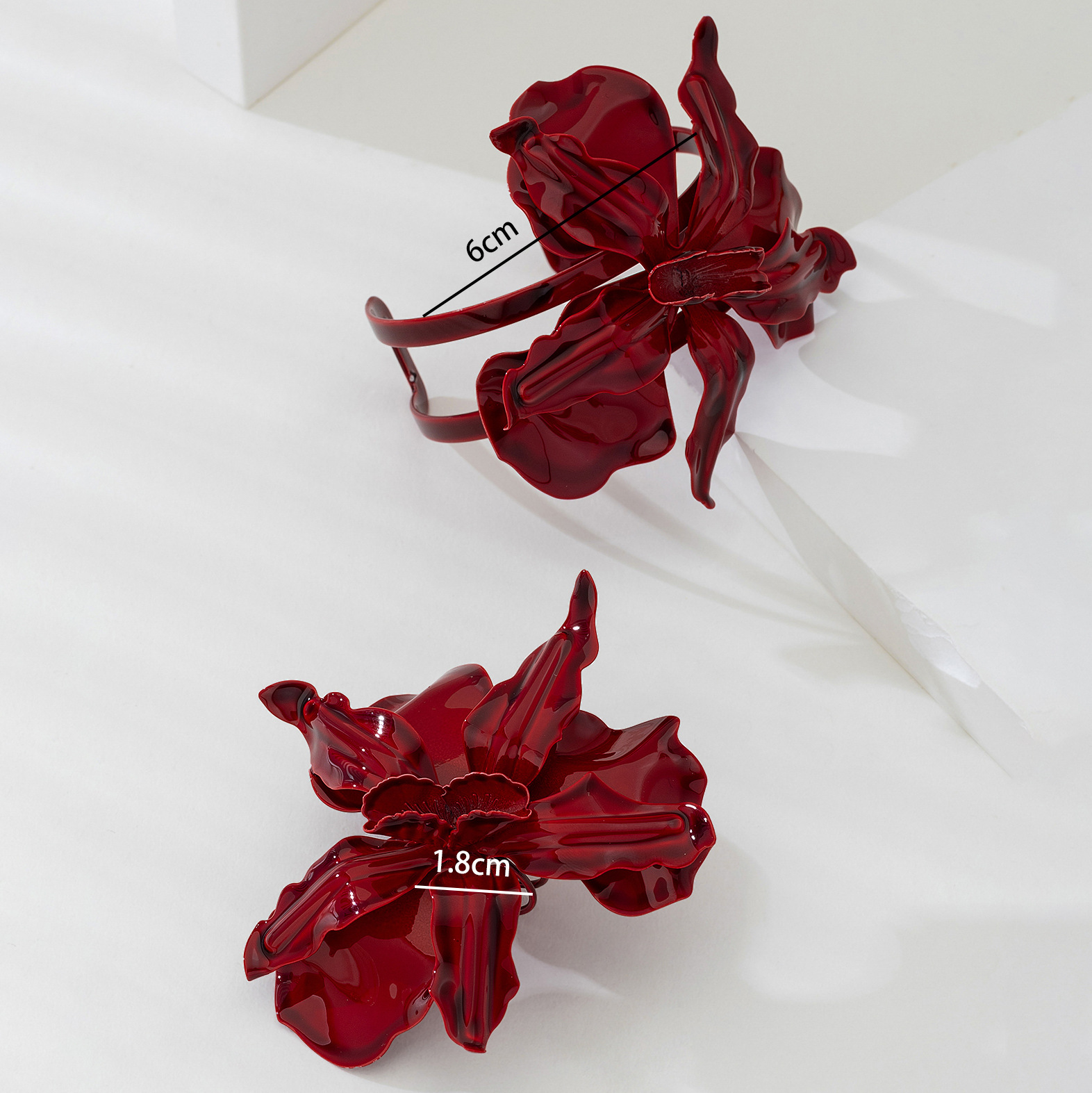 一套新款个性夸张小众设计高级感红色大花朵手镯戒指女派对礼物