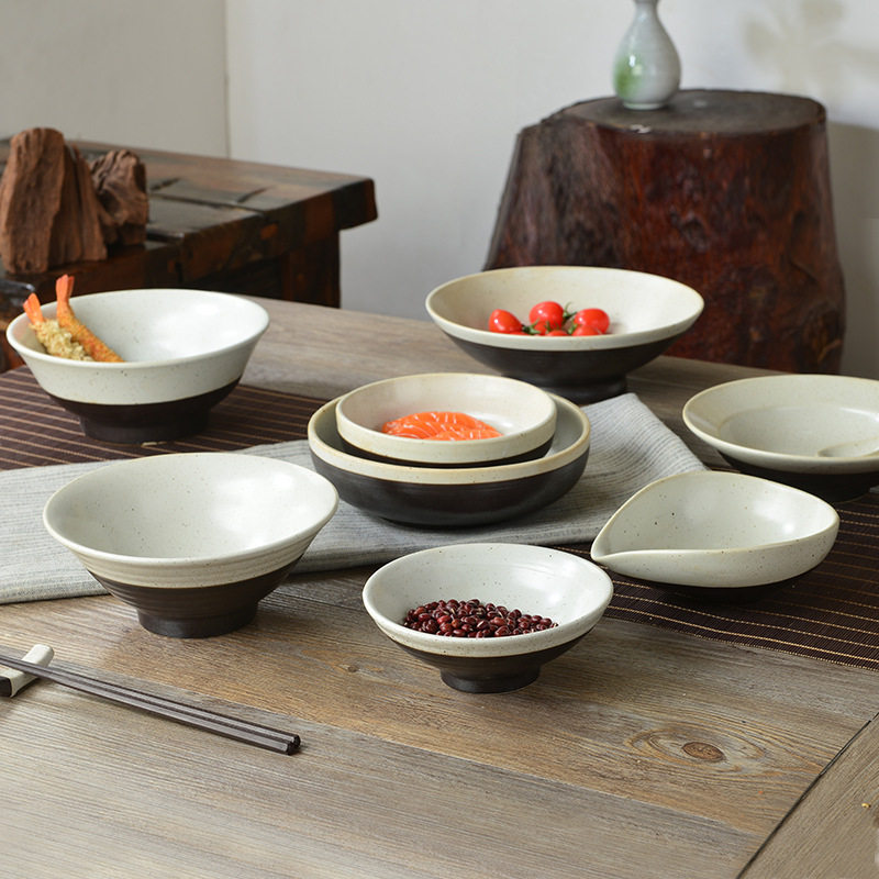 Japanese-style bowls and saucers combination high-end retro ceramic bowls and plates simple high-temperature round flat plate restaurant high-value tableware