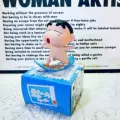 Naked running shin-chan (squinting)