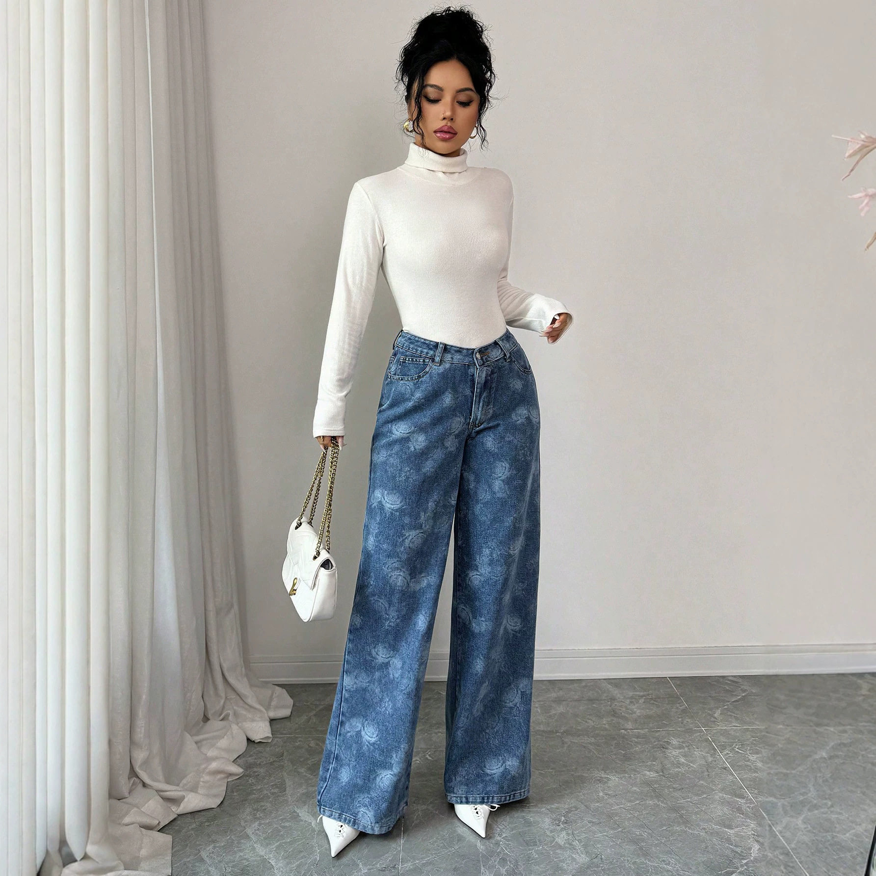 Casual Womens Denim Jeans Trendy Style Versatile Fit Comfortable Fabric Everyday Wear Wholesale Available