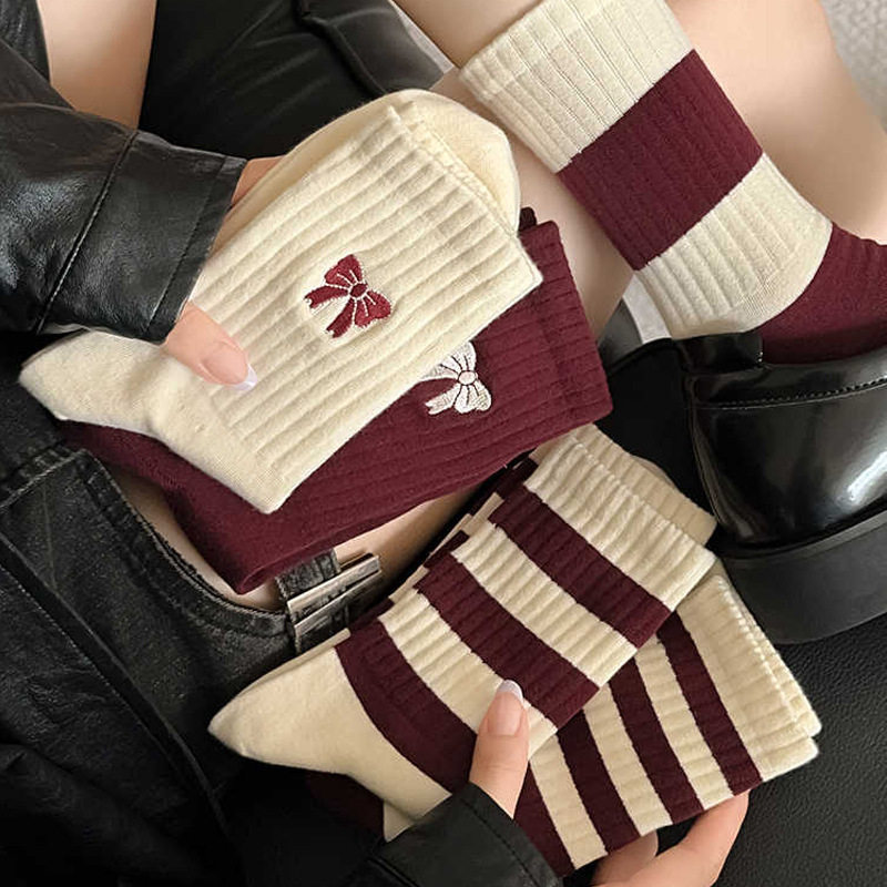 秋冬袜子女中筒袜日系女士中腰格雷系蝴蝶结长袜灰色系爱心中筒袜