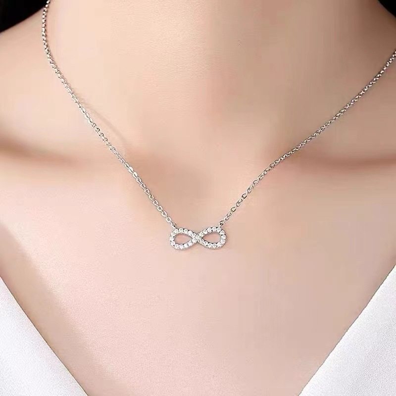 European and American-style Cross-border Simple Lucky 8-character Necklace Accessories Women's Fashion All-match Personality Design High-grade Clavicle Chain
