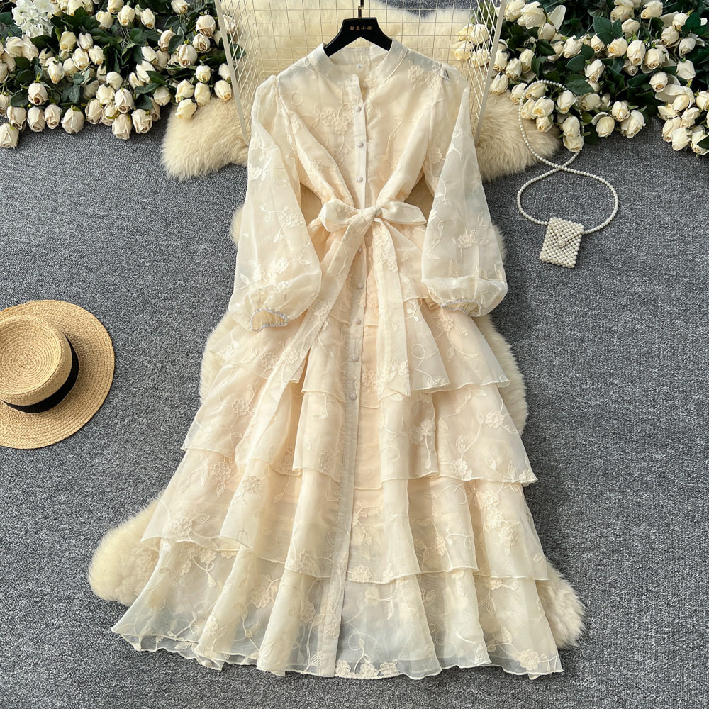 French Court Style Dress Elegant Embroidered Ruffles Waist Tie Button Closure Autumn Fashion for Women Wholesale