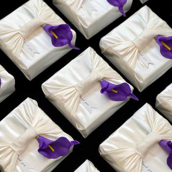 Beauty Salon Small Budget Opening Activities US Industry Sends Customers High-value Gifts to Bridesmaids Accompanying Gifts Practical Small Gifts