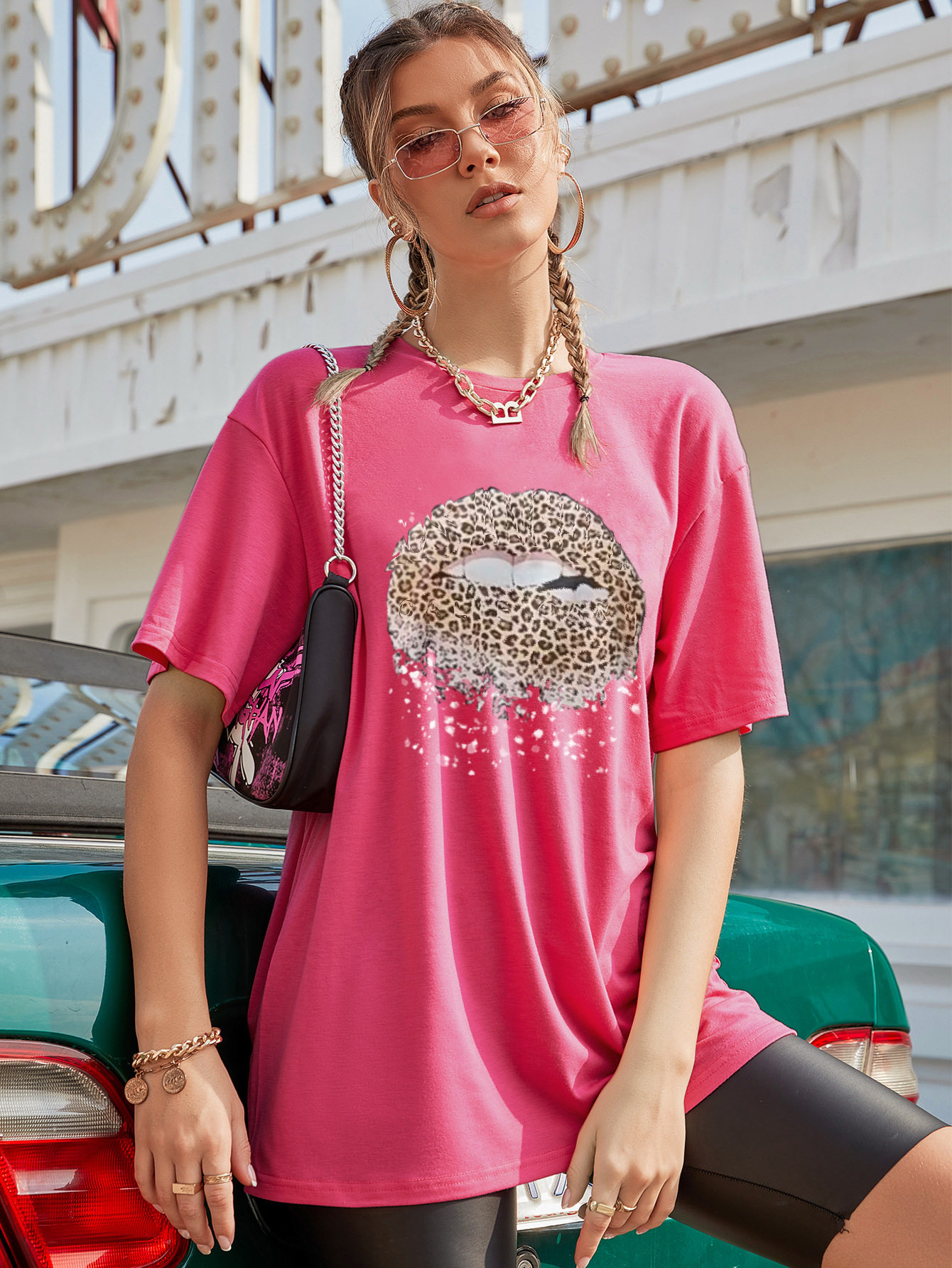 Fashionable Womens Short Sleeve T Shirt Round Neck Printed Design Casual Style Spring Summer Collection Wholesale
