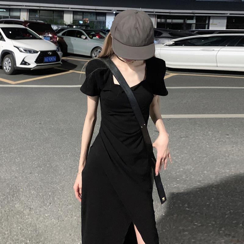 连衣裙女时尚方领短袖修身一步裙夏季韩版气质设计感褶皱开叉裙子-图0