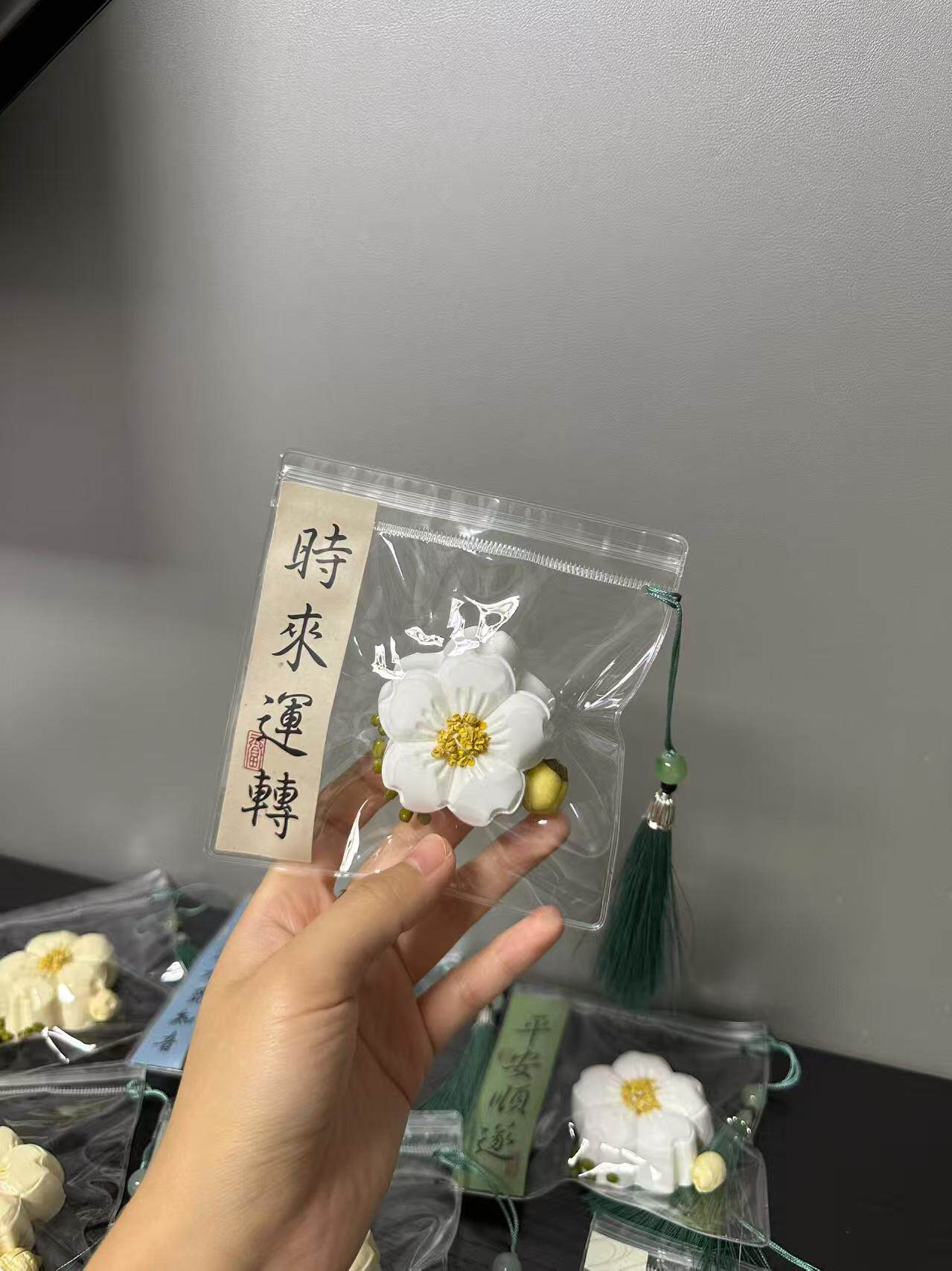 純白のキンモクセイケーキ