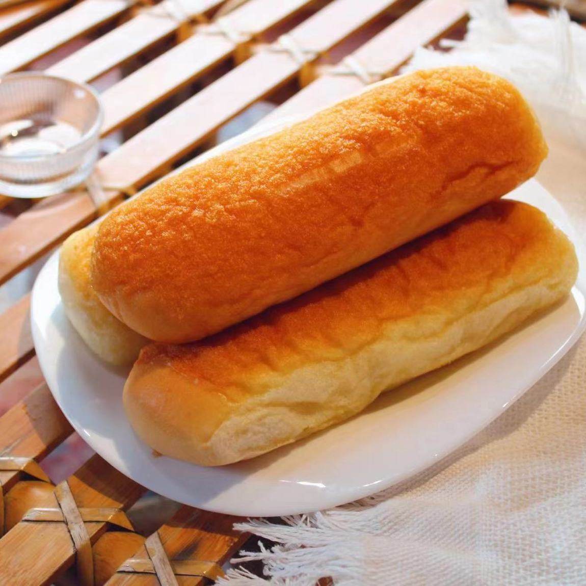 Internet-Famous Coconut Bread with Rich Milky Flavor, Suitable for Breakfast, Late-Night Snacks, Casual Snacks, Quick Meals, Meal Replacements, Pastries, Cross-Border E-Commerce