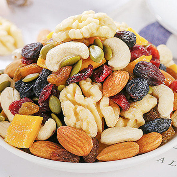 Daily Nuts and Dried Fruits 8 Types Mixed Small Packages Nut Snacks for Pregnant Women and Children Popular Snack Gift Pack