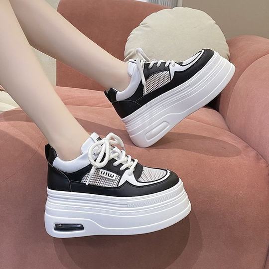 Ultra-Thick Sole Heightening White Shoes for Women 2025 New Summer Mesh Breathable Women's Shoes Lightweight Versatile Casual Platform Shoes