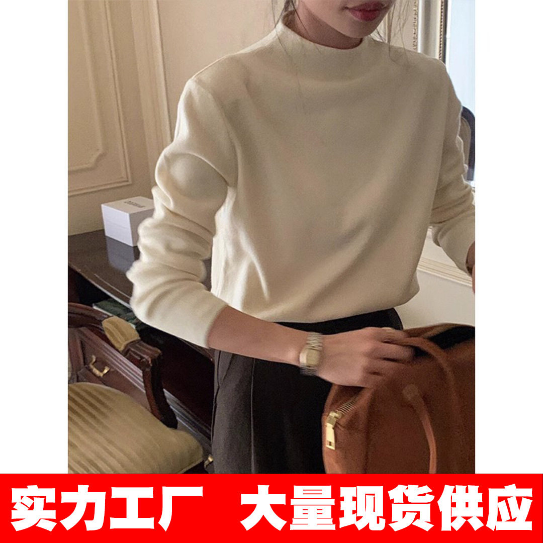 เสื้อเชิ้ตตัวในผ้าถักคอสูงครึ่งหนึ่ง ผ้าด้ายไนลอนแท้ ให้สัมผัสเนื้อผ้านุ่มสบาย สำหรับฤดูใบไม้ร่วงและฤดูหนาว ดูอ่อนโยน เหมาะเป็นเสื้อสวมใส่ภายใน