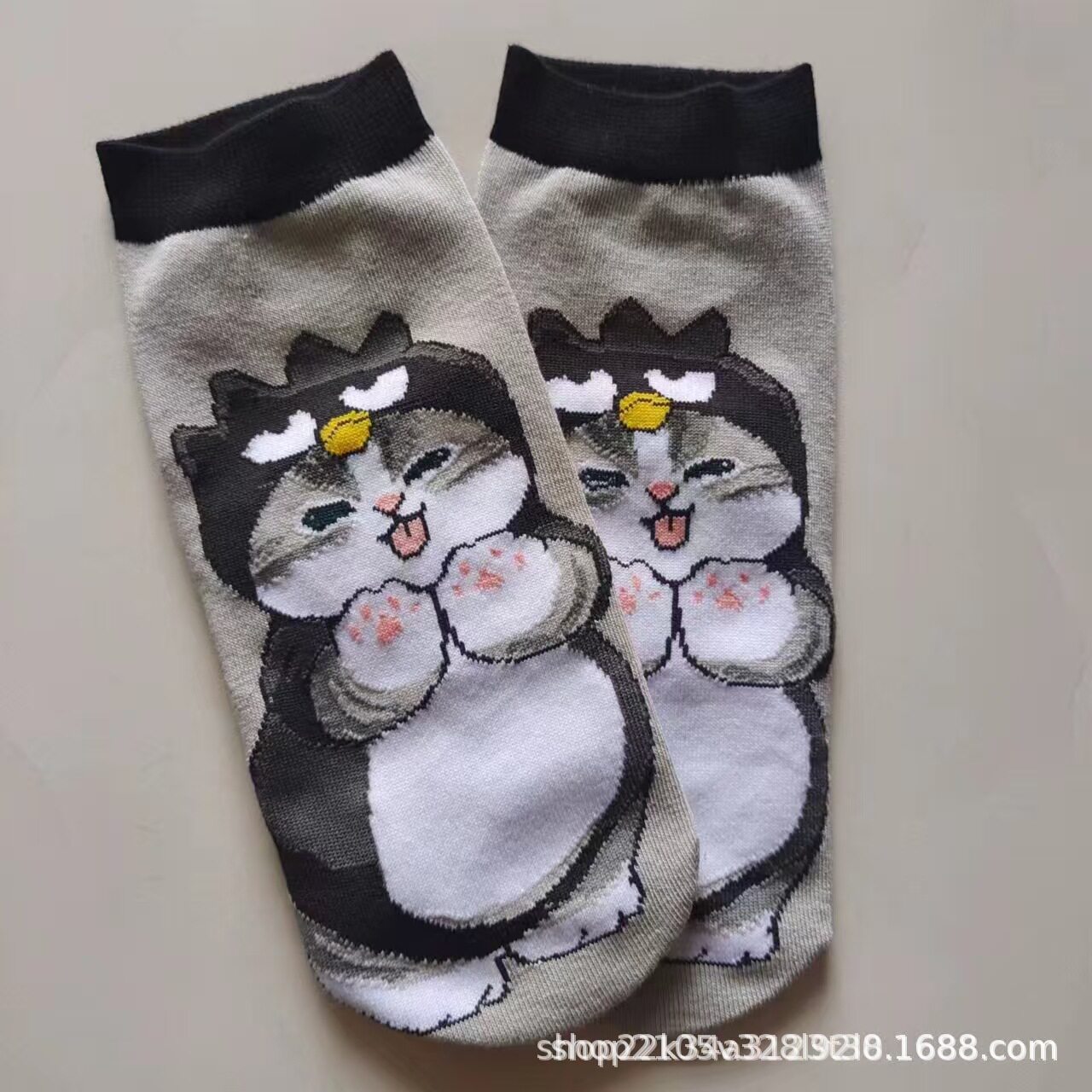 日单mofusand鲨鱼猫库存炸虾猫系列外贸出口女卡通棉袜短袜可爱袜