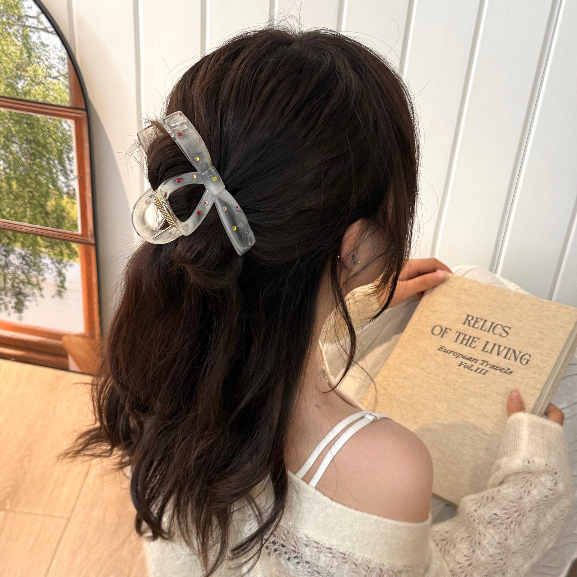 高颜值彩钻星星蝴蝶结抓夹少女后脑勺盘发夹百搭多鲨鱼夹发卡发饰