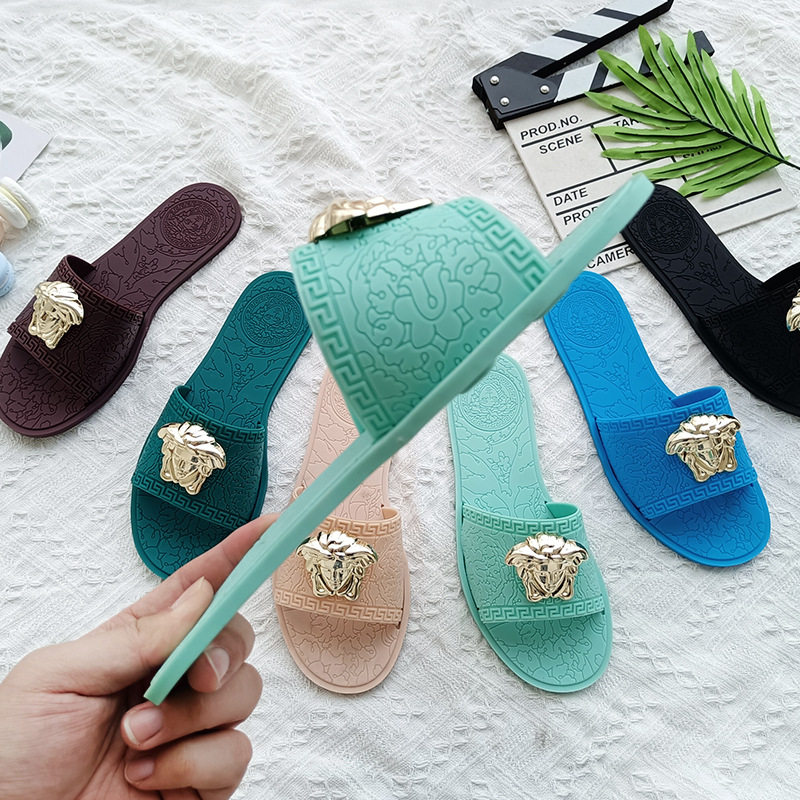 Flat slippers for women ins popular 2023 Summer new European and American fashion slipper outer wear metal beauty head printing