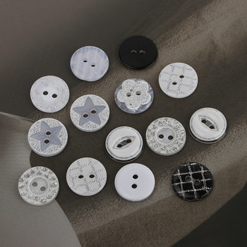 Collar Fine Tooth Edge Imitation Shell Resin Plum Blossom White Convex Eyes Pearlescent Simple Style Buttons Women's Clothing Buttons