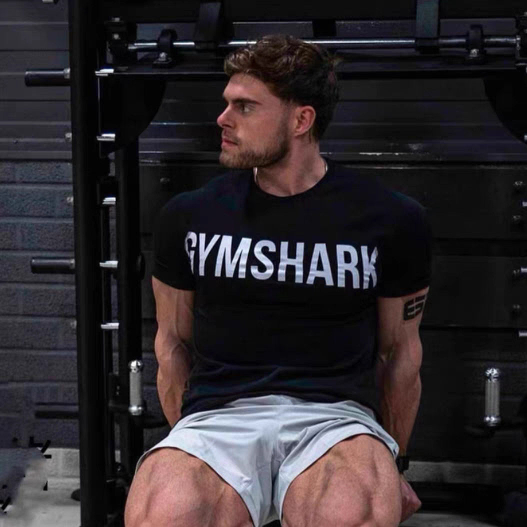Футболка для спортивной тренировки Gymshark impact letter с короткими рукавами, эластичная, облегающая, с изогнутым подолом, мужская, для фитнеса Изображение 1