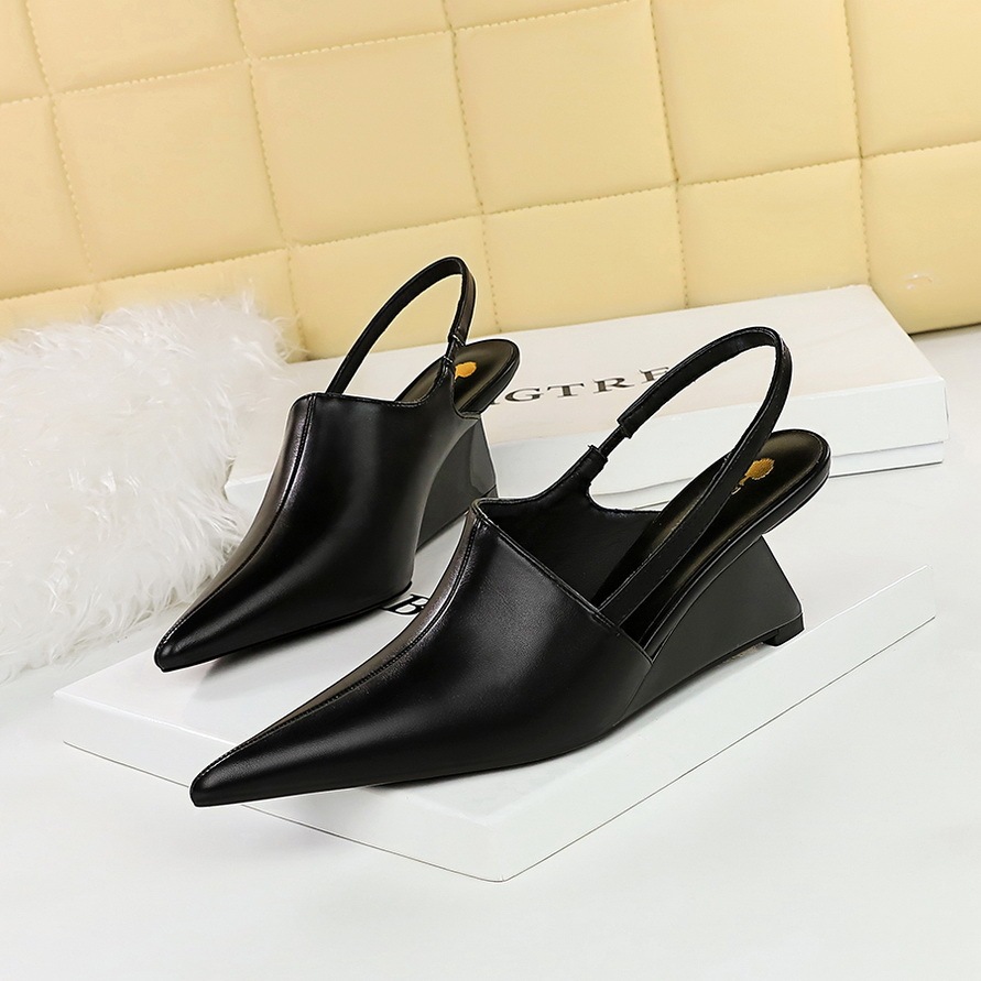 Giày cao gót nữ mũi nhọn gót dốc 6.5cm phối quai hậu khoét lỗ — Màu đen, Màu mơ, Màu trắng