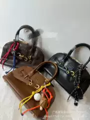 Zhang Yuanying's Same Style Miu Miu Leather Shell Bag 2024 New Style Satchel Shoulder Crossbody Women's Bag Fashionable and Versatile