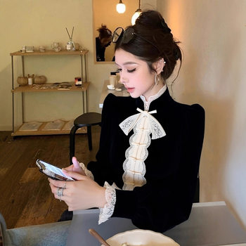 In-Stock New Chinese Style Black Velvet Top for Women 2025 Winter Elegant High-End Vintage Buttoned Base Shirt