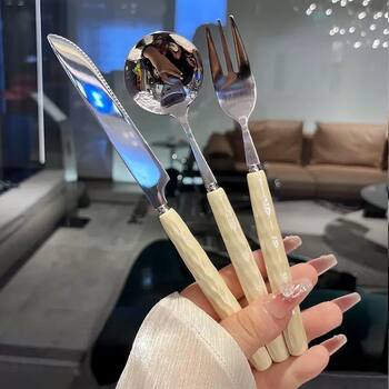 Stainless Steel Western-Style High-Value Spoon, Fork, and Knife High-Value Three-Piece Portable Cutlery Set