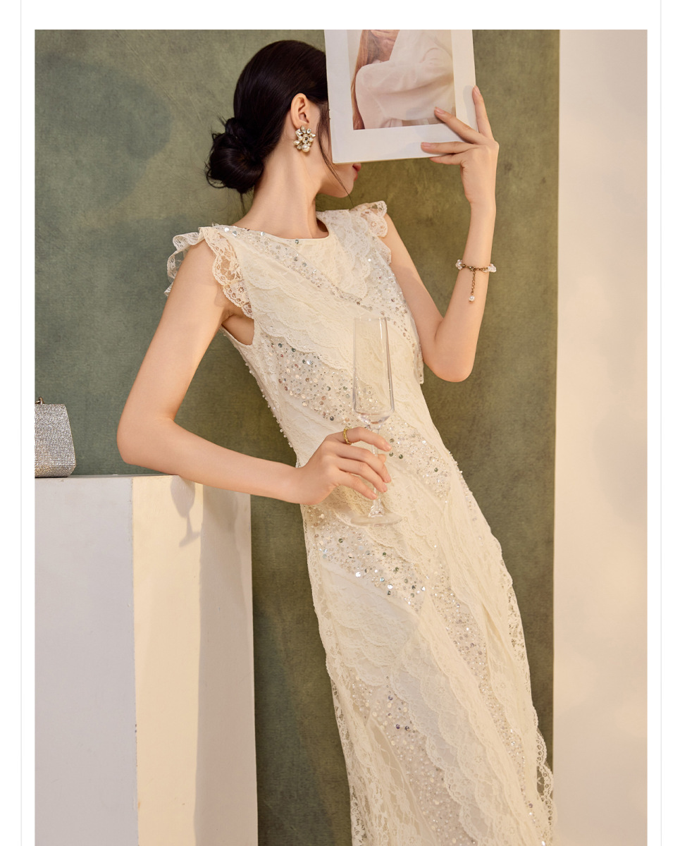 Đầm ren thêu đính cườm tay phồng cổ tròn dáng dài — Trắng nhạt (giao hàng trong 7 ngày), Trắng nhạt (giao hàng trong ngày)
