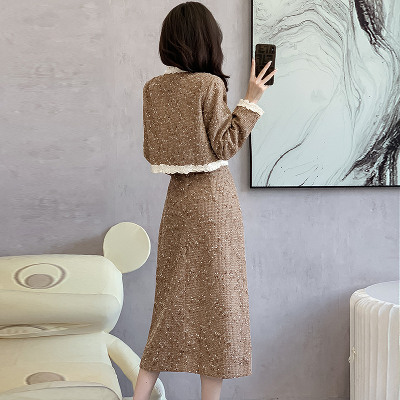 (Mới) Mã B3377 Giá 1210K: Áo Khoác Nữ Guryt Cả Bộ 2 Món Hàng Mùa Xuân Thu Đông Thời Trang Nữ Chất Liệu G04 Sản Phẩm Mới, (Miễn Phí Vận Chuyển Toàn Quốc).