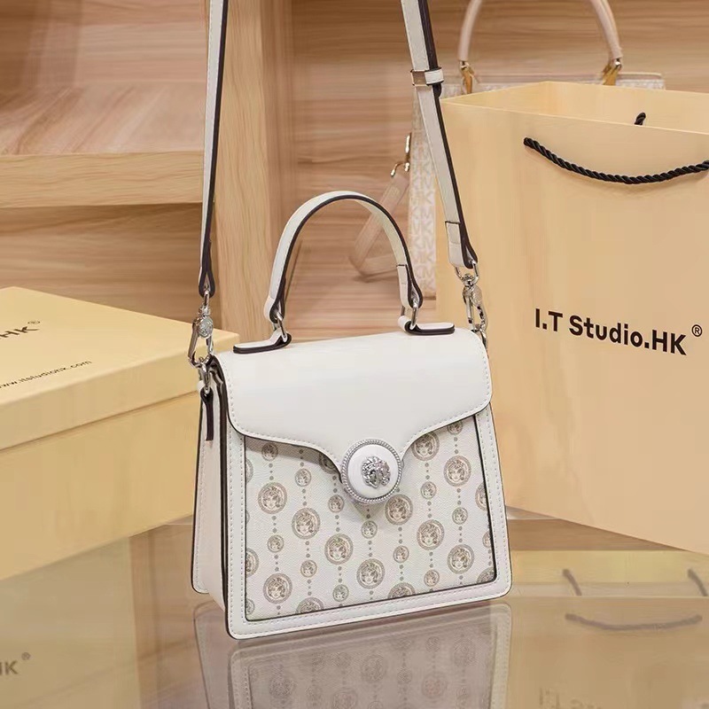 (Mới) Mã L0894 Giá 1300K: Túi Xách Nữ Gutdon Hàng Mùa Hè Túi Ví Nữ Chất Liệu Da Bò G04 Sản Phẩm Mới, (Miễn Phí Vận Chuyển Toàn Quốc).
