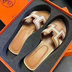 2026 Summer Internet Celebrity Slippers Heavy-Duty Imported Leather Classic Lightweight Square Toe Frayed Edge H Letter Flat Sandals Simple