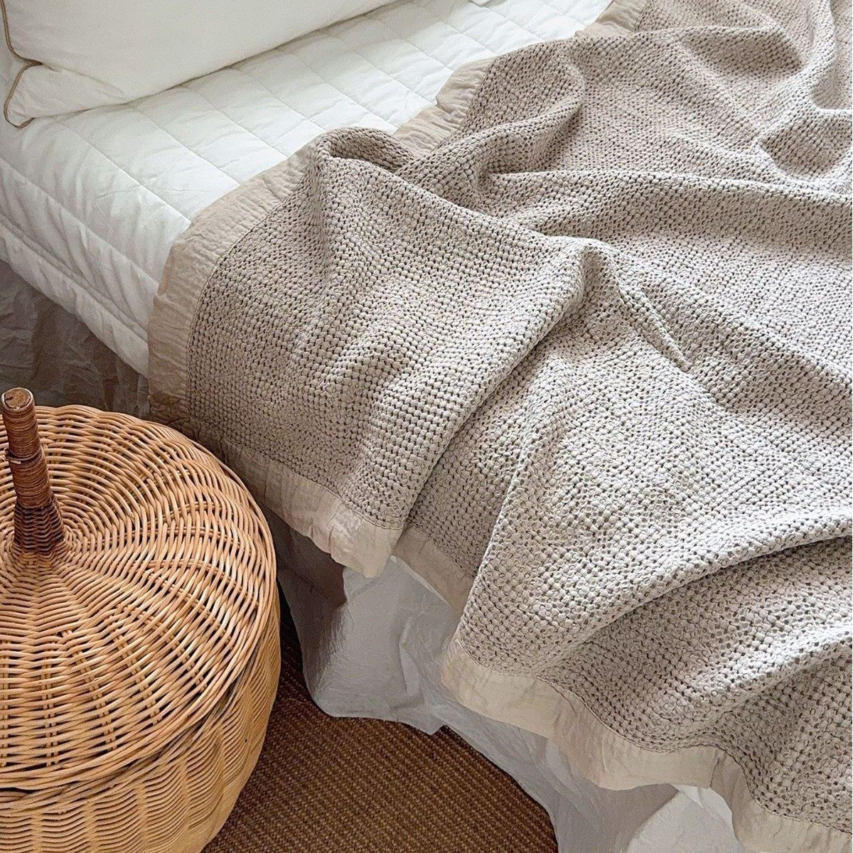 Korean Cotton Waffle Blanket Export Ins Sand Washed Natural One-Piece Dyed Multi-Functional Sofa Blanket Air-Conditioning Blanket