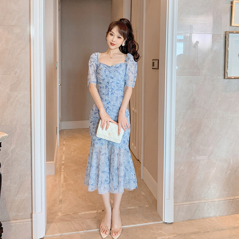Đầm maxi nữ thắt eo cổ vuông họa tiết hoa tay bồng — [Xanh nhạt]