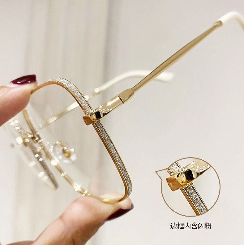 Versatile Anti-Blue Light Glasses for Women, Plain Glasses with Glitter-Edged Metal Frames, Trendy for Large Faces, Slimming Effect, Metal Frame, Popular Style