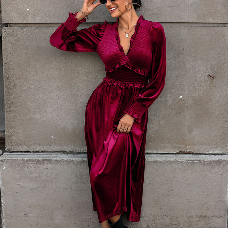 Red Velvet Long Sleeve Dress Elegant Design Autumn Winter Fashion Perfect for Parties and Events Wholesale Available