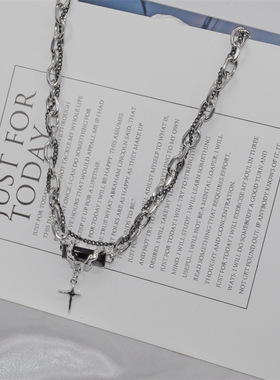 欧美简约黑皓石小众设计感十字架拼接级时尚蹦迪钛钢锁骨链项链