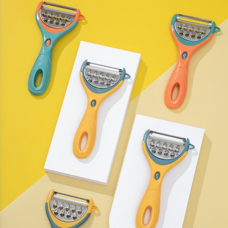 Multi-functional three-in-one scraping knife apple peeling knife melon knife peeling knife potato peeler wholesale