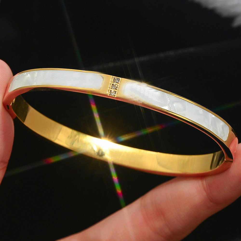 欧美热卖时尚不锈钢金色手镯不易褪色18K不锈钢首饰gold bangles