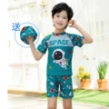 2204 Split light blue Astronaut