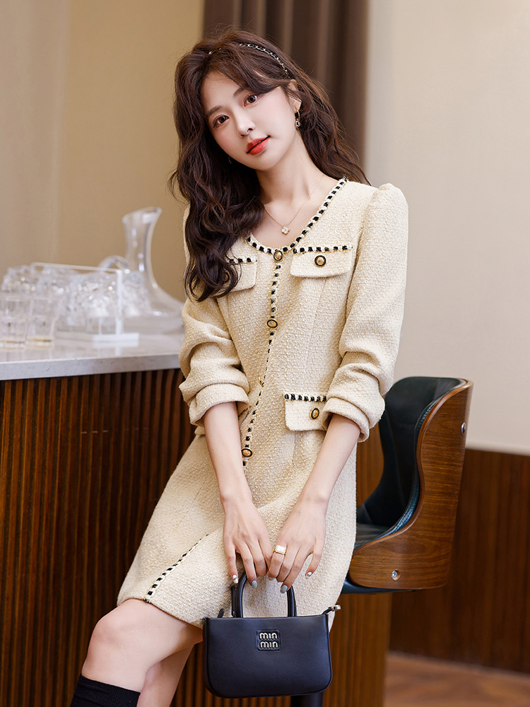 (Mới) Mã K3832 Giá 1880K: Váy Đầm Liền Thân Nữ Hatdi Hàng Mùa Xuân Thu Đông Họa Tiết Hoa Thời Trang Nữ Chất Liệu G05 Sản Phẩm Mới, (Miễn Phí Vận Chuyển Toàn Quốc).