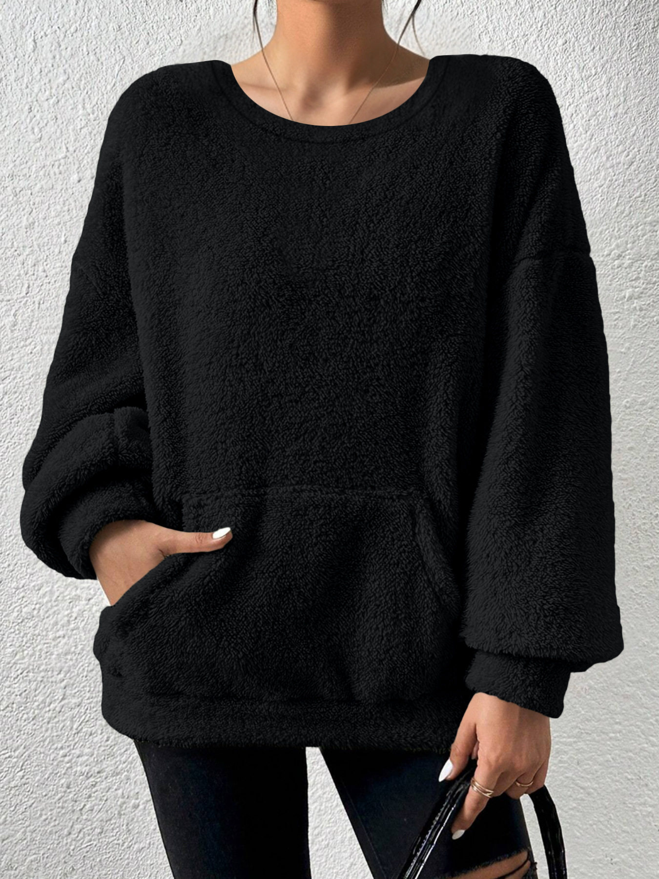 Casual Sweatshirt Solid Color Round Neck Long Sleeve Pocket Design Autumn Winter Fashion Wholesale Available
