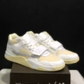Beige barb