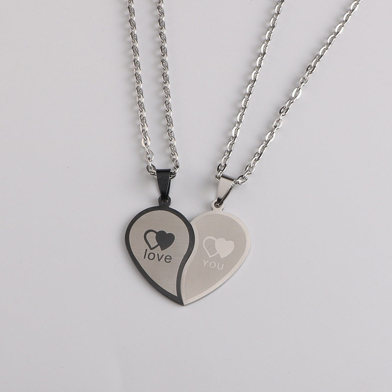 Peach heart love couple stitching necklace a pair of stainless steel pendant Korean style men's student pendant clavicle chain accessories