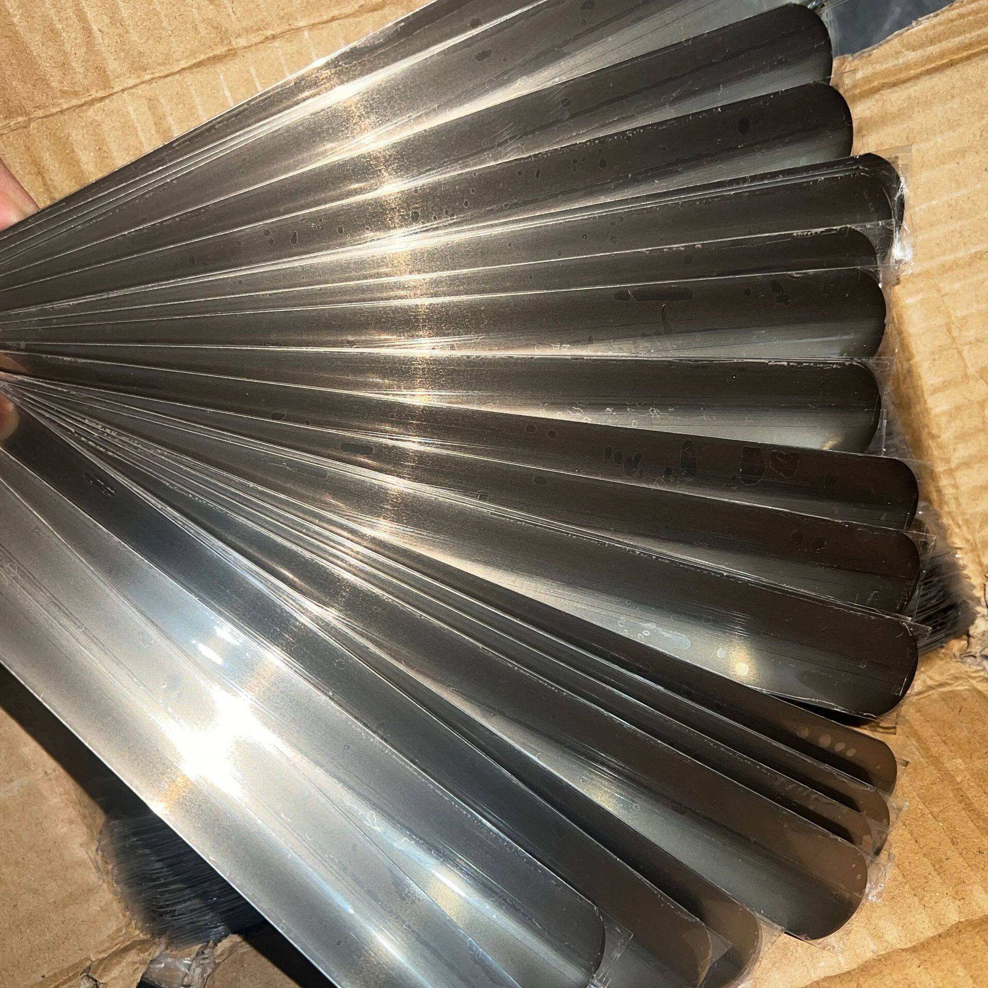 21×2.5cm16ワイヤースチールシート