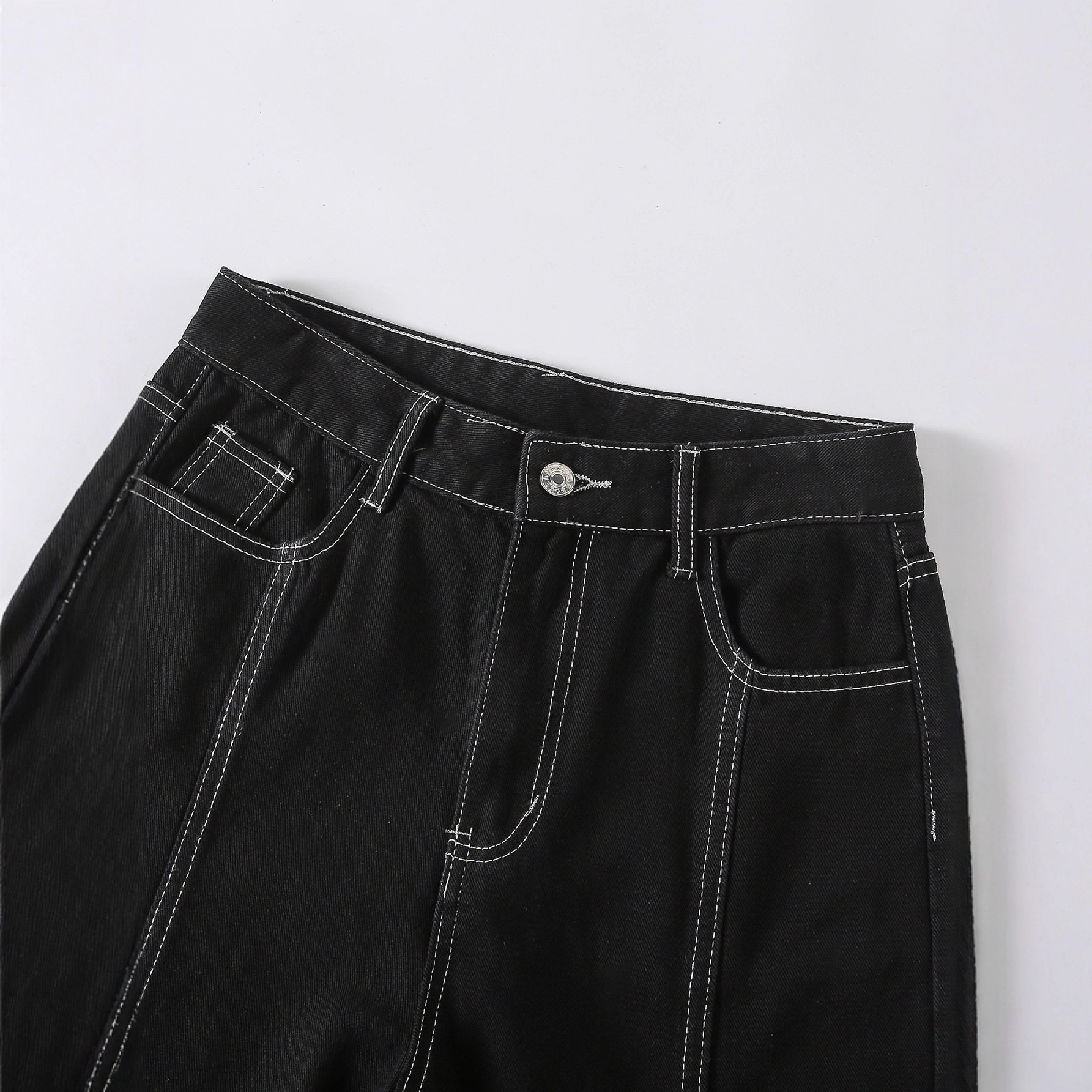 Womens Slim Fit Straight Leg Jeans Versatile Denim Trousers Casual Wear for All Seasons Wholesale Available