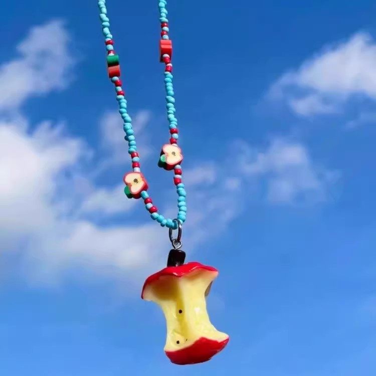 Summer Dopamine Apple Core Beaded Color Necklace Women's 2025 Spring and Summer New Sweet Cool Hot Girl Easiest for Match Clavicle Chain