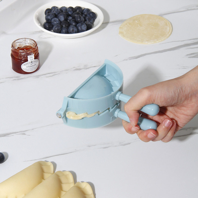 Factory direct large medium small size food grade plastic dumpling mold dumpling tools, a variety of colors