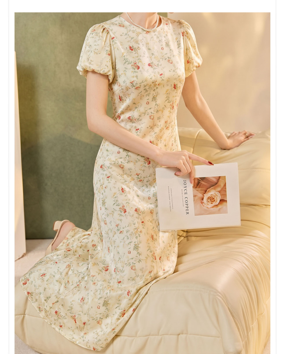 Đầm maxi nữ họa tiết hoa nhí cổ tròn tay phồng dáng chữ A thắt eo — Hoa nhí vàng