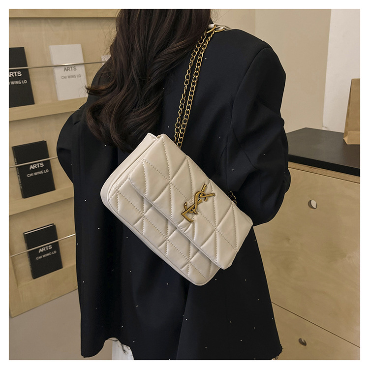 O1CN01RVr5Hw232HUWSlIa0 !!2215817057197 0 cib